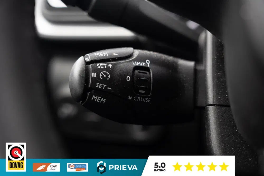 Citroën C3 Citroen C3 1.2 PureTech Shine uit 2023, foto 17
