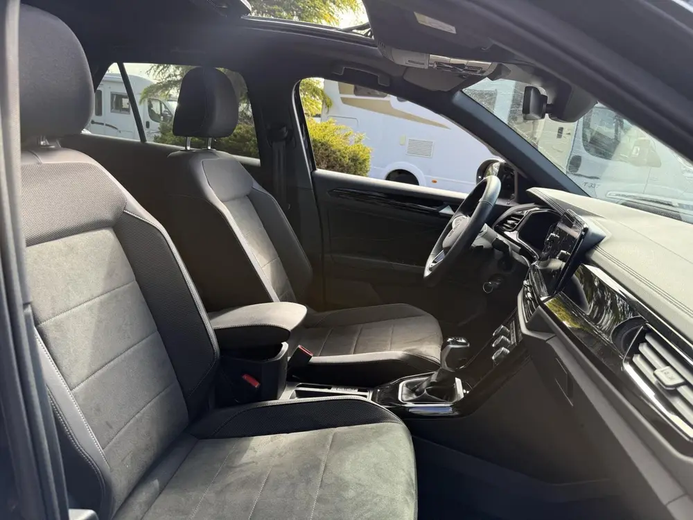 Volkswagen T-Roc 1.5 TSI Style automaat in nieuwstaat uit 2024, foto 10