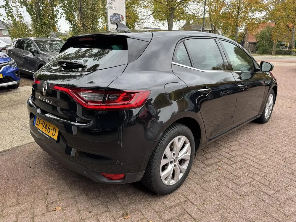 Renault Megane Mégane 1.3 TCe 130pk Limited uit 2019, foto 5