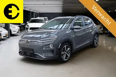 Hyundai KONA EV Premium 64 kWh uit 2019