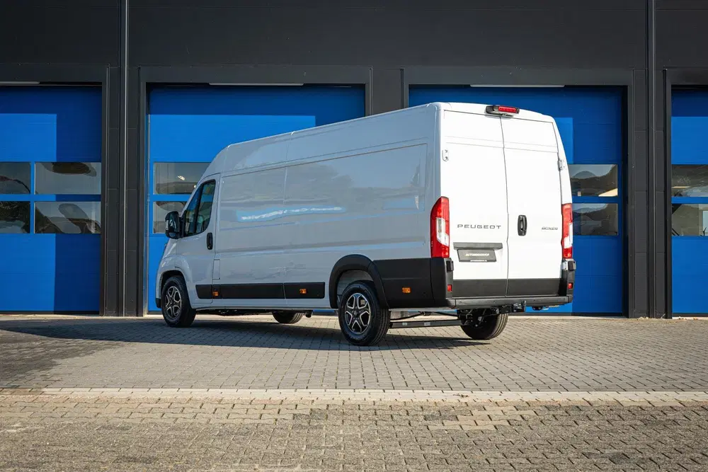 Peugeot Boxer L4H2 2.2 BlueHDi 180 EAT8 Vol opties BPM v uit 2024, foto 3