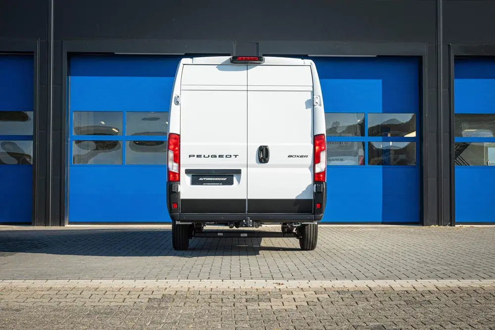 Peugeot Boxer L4H2 2.2 BlueHDi 180 EAT8 Vol opties BPM v uit 2024, foto 4