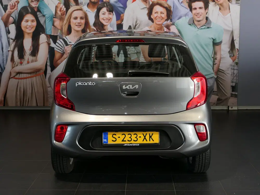 Kia Picanto 1.0 DPi DynamicLine uit 2023, foto 4