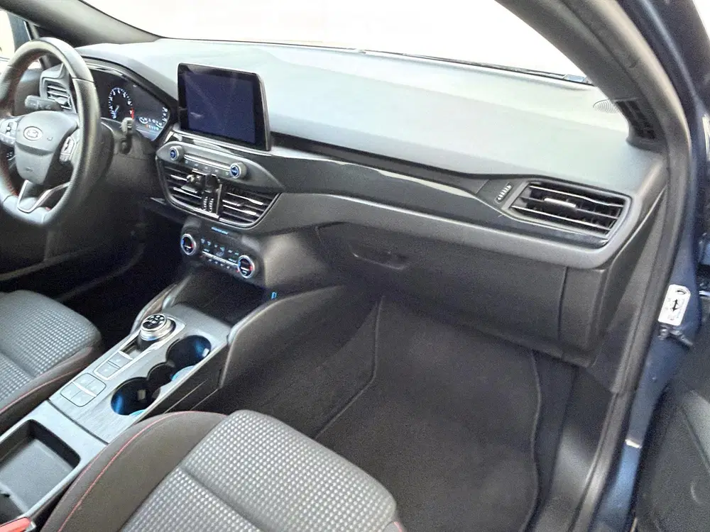 Ford Focus 1.5 EcoBoost 150 PK ST Line uit 2020, foto 13