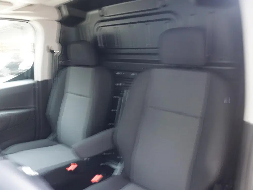 Opel Combo L1 50kWh uit 2026, foto 10