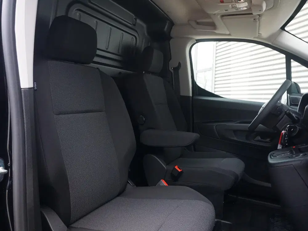 Opel Combo L1 50kWh uit 2026, foto 13