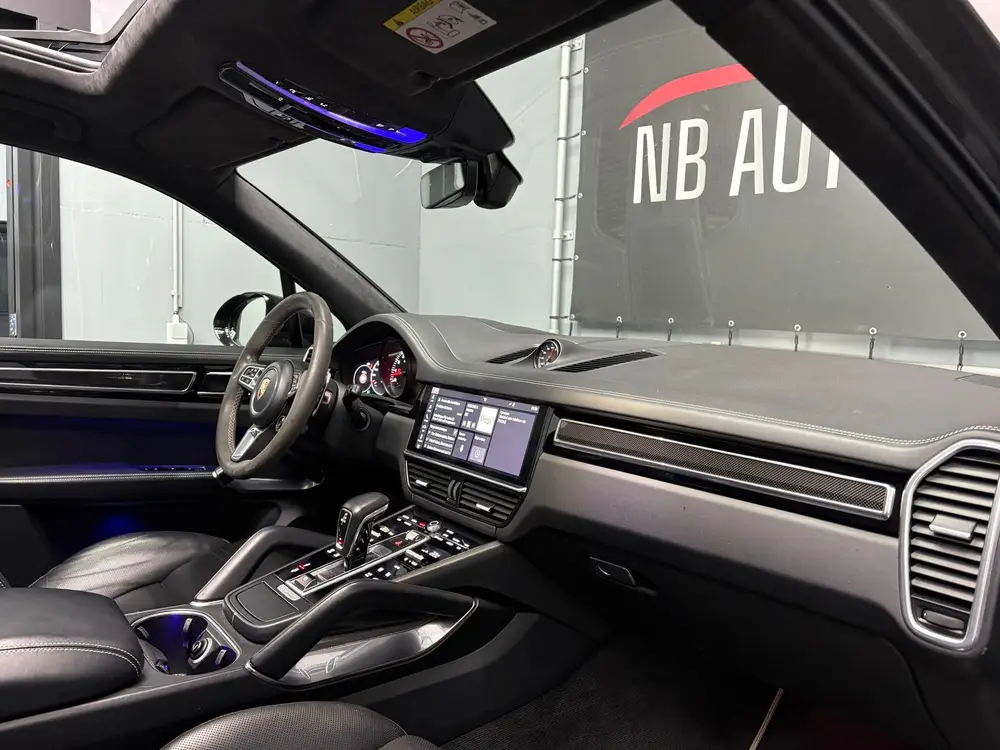 Porsche Cayenne 4.0 Turbo 4M Pano Burmester Stoelk uit 2019, foto 10