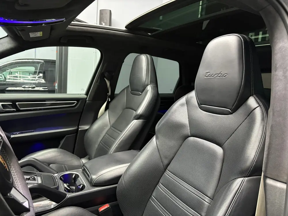 Porsche Cayenne 4.0 Turbo 4M Pano Burmester Stoelk uit 2019, foto 8