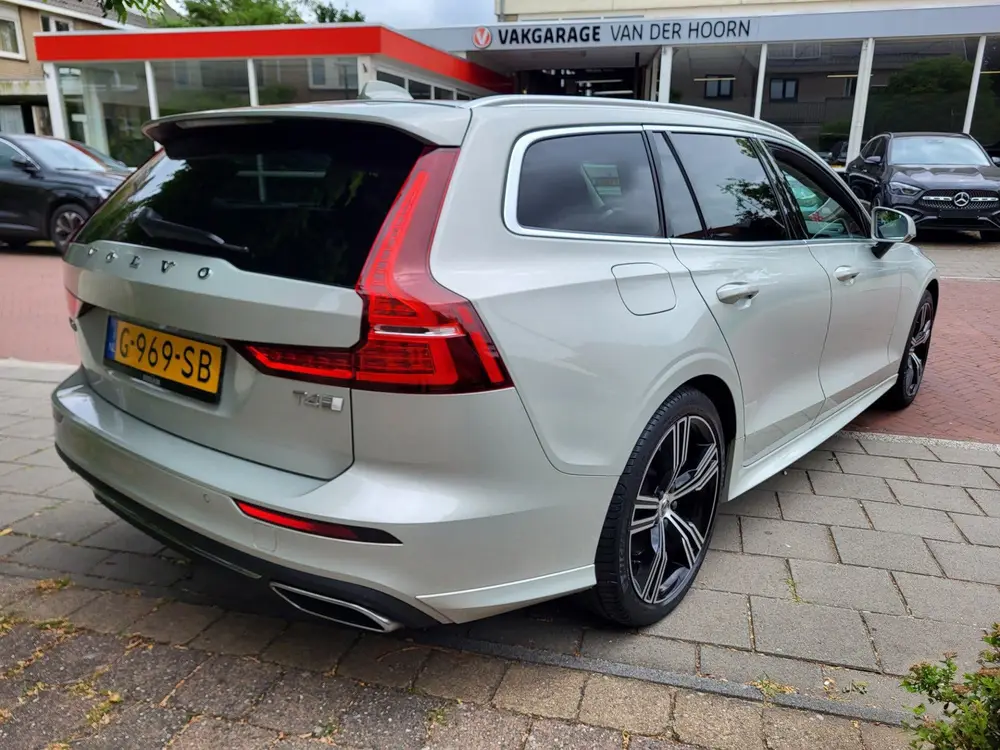 Volvo V60 2.0 T4 Inscription NAP garantie mogelijk t uit 2019, foto 5