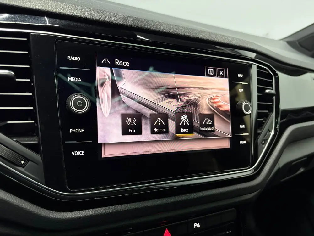 Volkswagen T-Roc 2.0 TSI 4Motion R uit 2020, foto 20