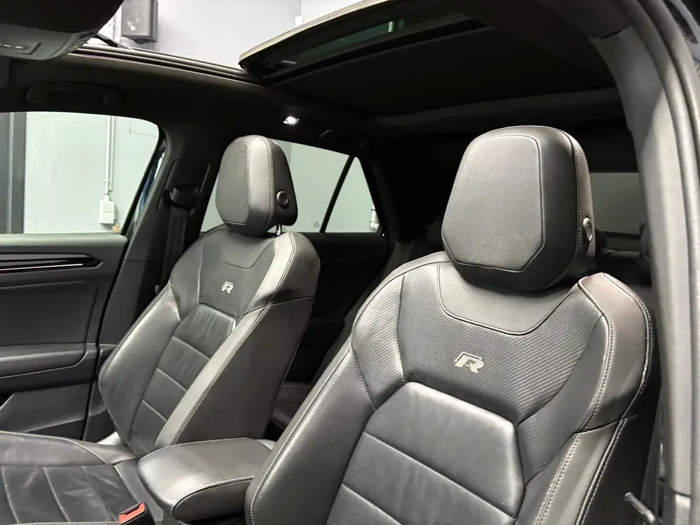 Volkswagen T-Roc 2.0 TSI 4Motion R uit 2020, foto 8
