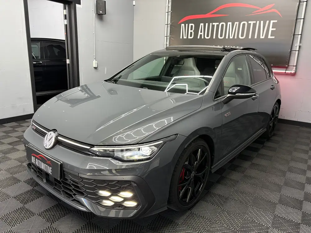 Volkswagen Golf GTI 2.0 Pano Headup Leer uit 2025