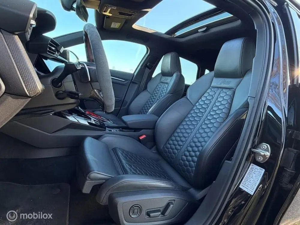 Audi RS3 2.5 TFSI RS3 Full option PANO uit 2022, foto 14