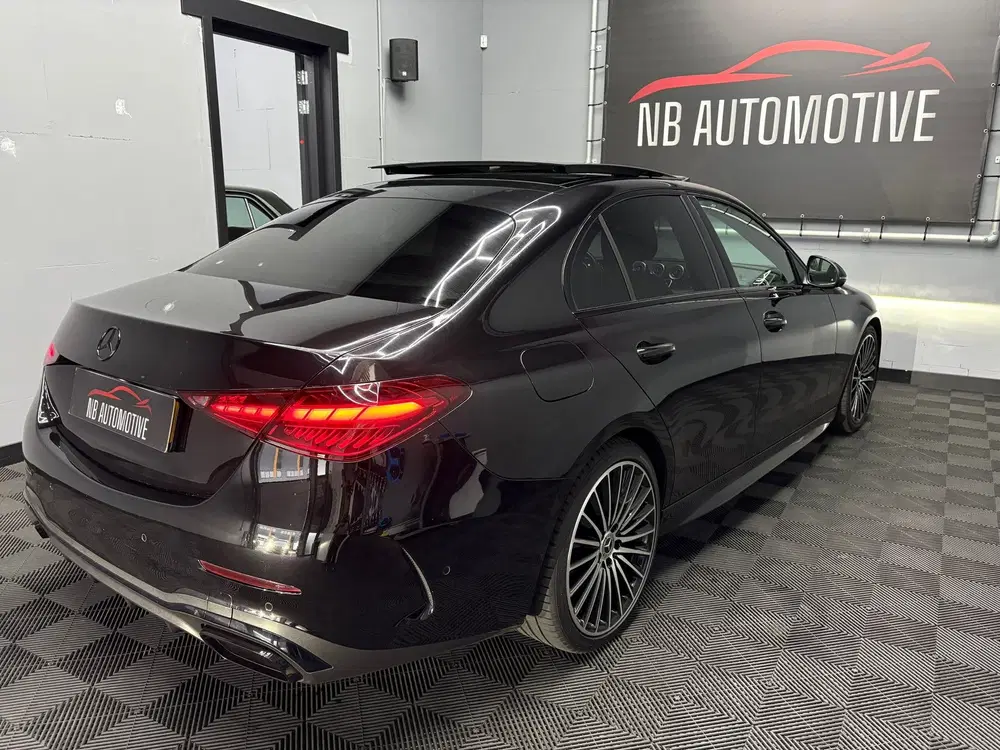 Mercedes-Benz C-Klasse 200 AMG Line uit 2023, foto 2
