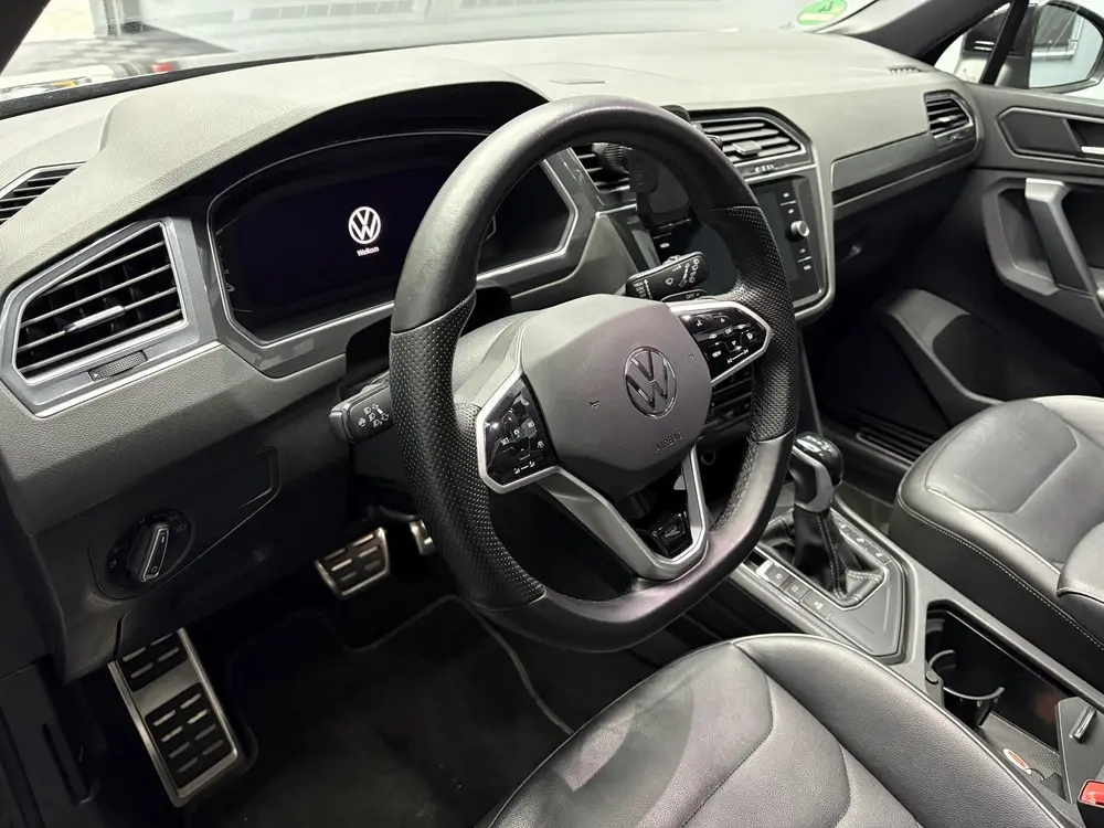 Volkswagen Tiguan 1.4 TSI eHybrid R-Line Business+ uit 2022, foto 11