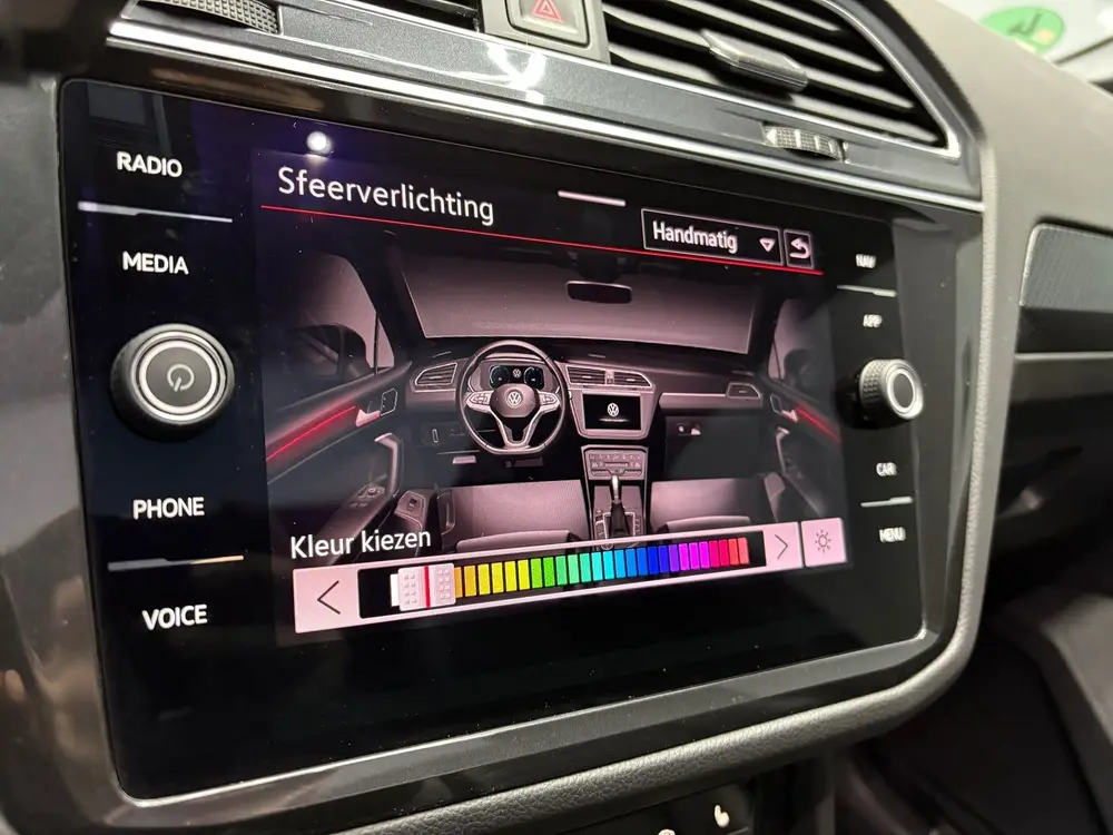 Volkswagen Tiguan 1.4 TSI eHybrid R-Line Business+ uit 2022, foto 18