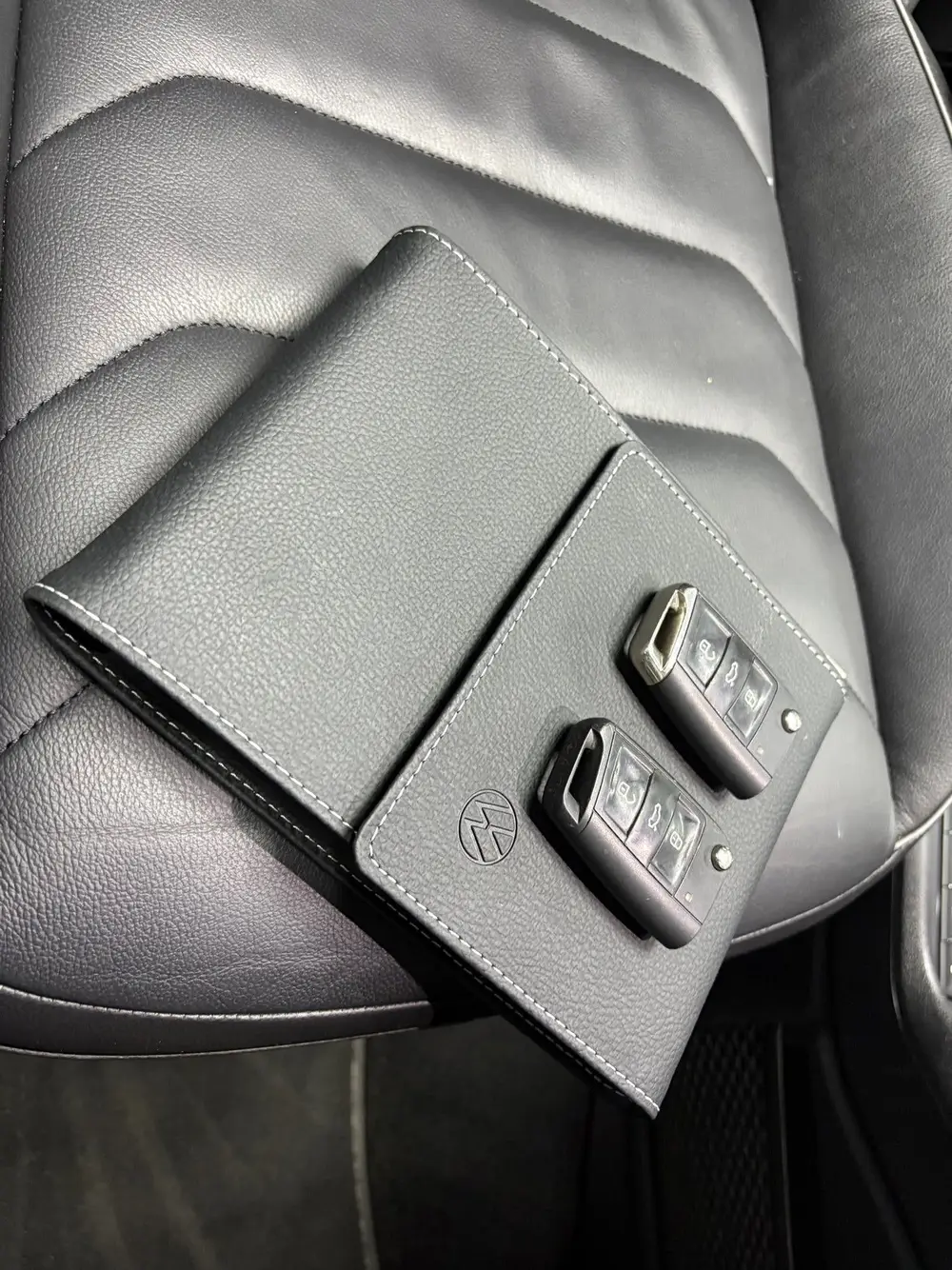 Volkswagen Tiguan 1.4 TSI eHybrid R-Line Business+ uit 2022, foto 19