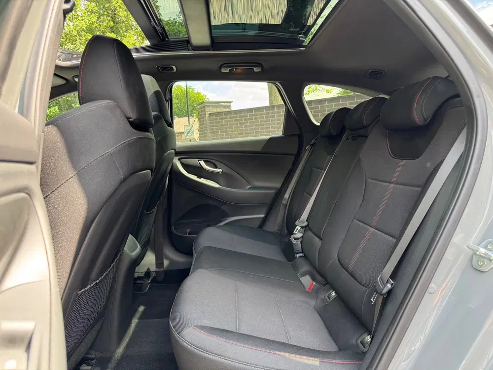 Hyundai i30 1.5 T-GDi 160PK MHEV N Line NARDO GREY PAN uit 2021, foto 18