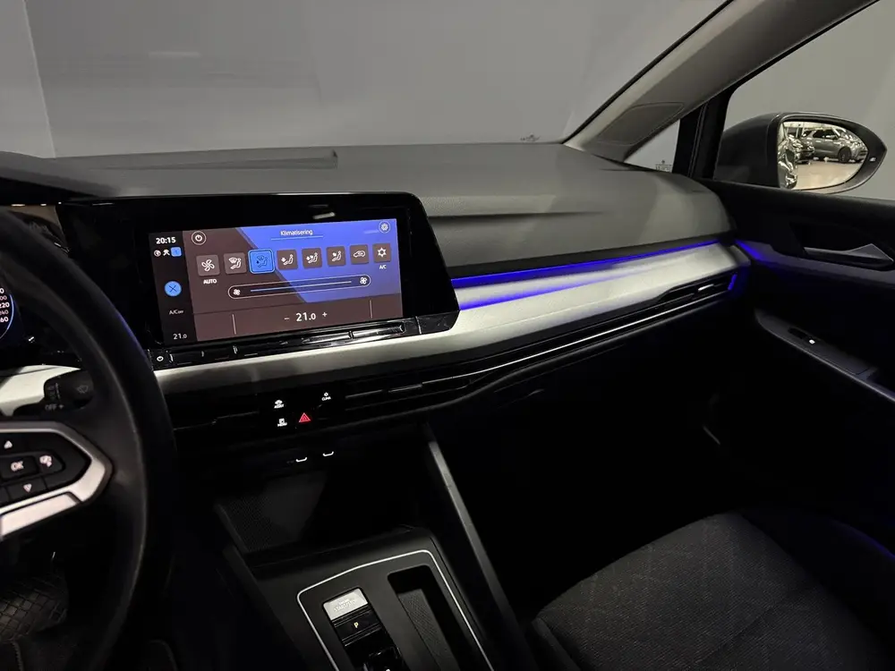 Volkswagen Golf 1.0 eTSI Life Adaptive Cruise|Carplay/Andr uit 2022, foto 17