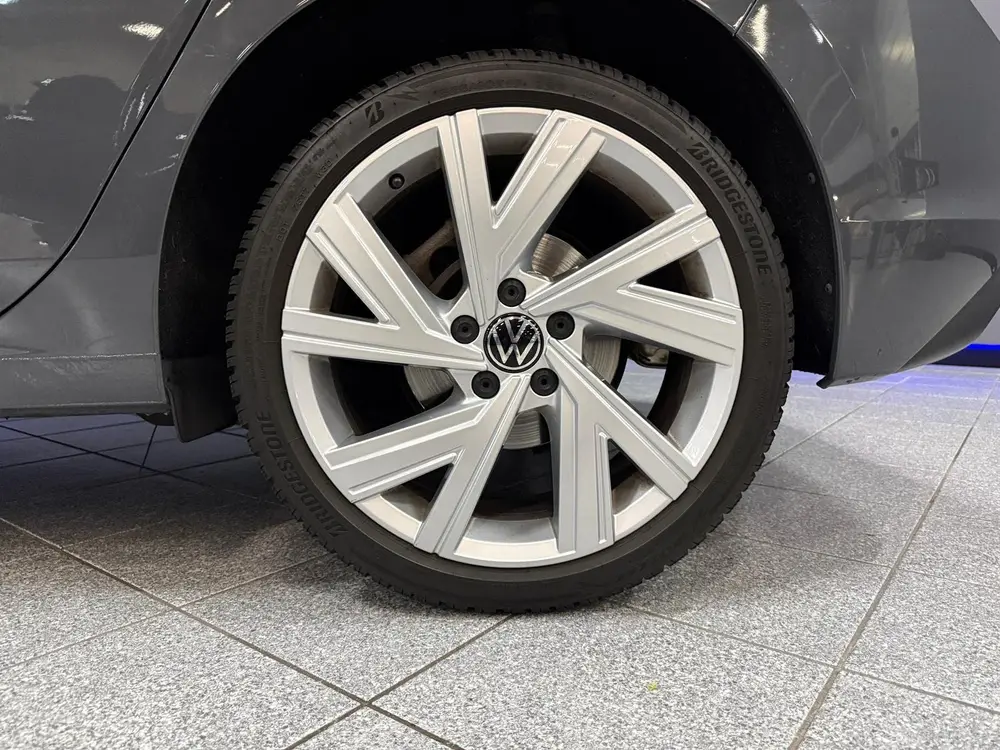 Volkswagen Golf 1.0 eTSI Life Adaptive Cruise|Carplay/Andr uit 2022, foto 8
