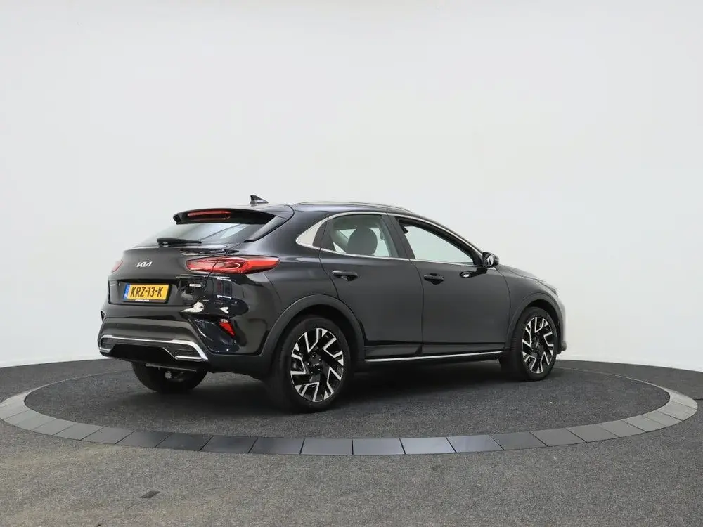 Kia XCeed 1.6 GDi PHEV Dynamic Line uit 2024, foto 2