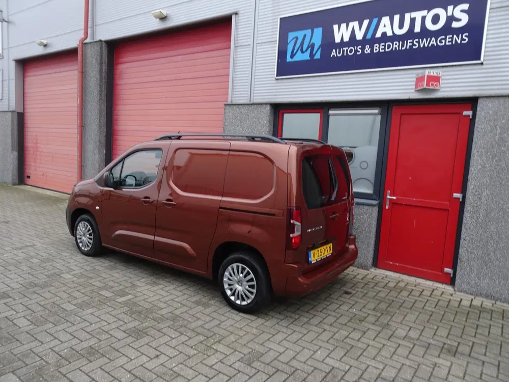 Peugeot Partner 1.6 BlueHDI Premium navi 2 x schuifdeur ai uit 2019, foto 2