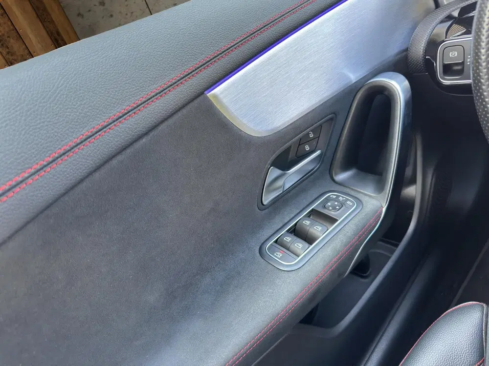 Mercedes-Benz CLA 220 Shooting Brake AMG Line Advantage uit 2021, foto 12