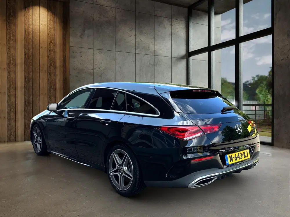 Mercedes-Benz CLA 220 Shooting Brake AMG Line Advantage uit 2021, foto 4