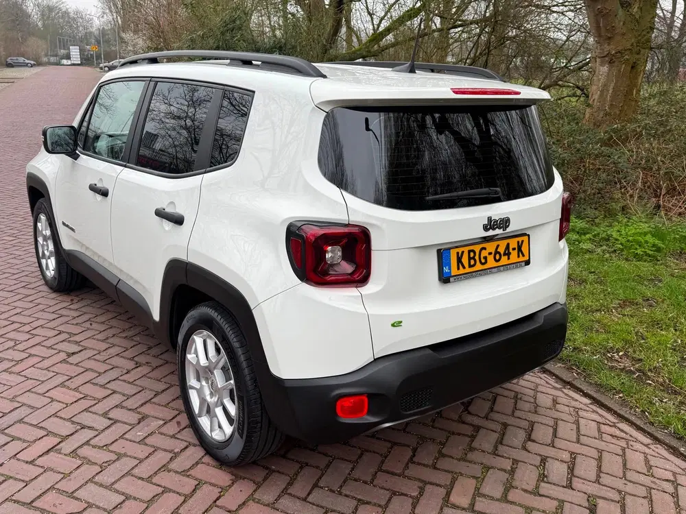Jeep Renegade 1.5T e-Hybrid Longitude aut. 1 Eig. B.j.5 uit 2024, foto 2
