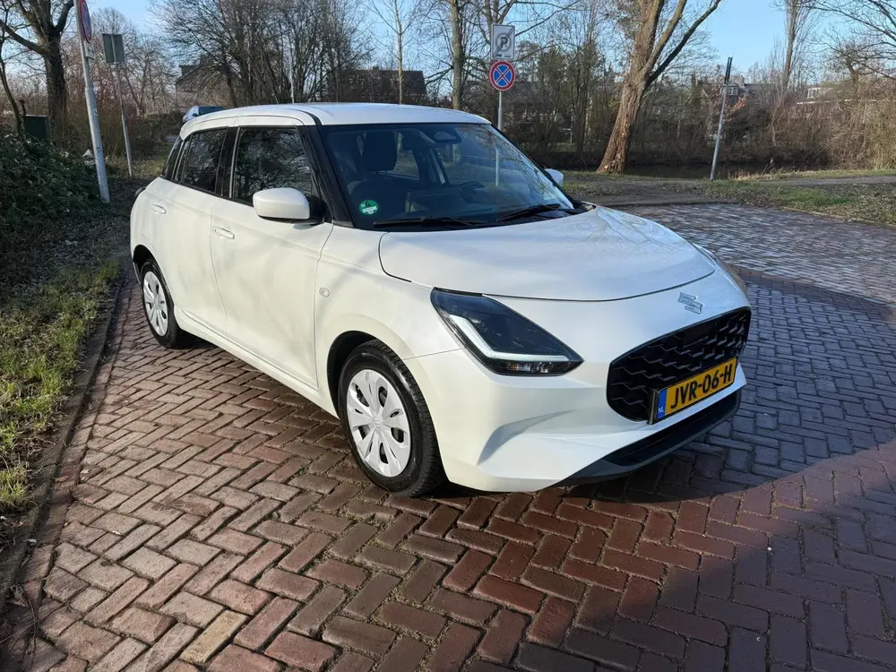 Suzuki Swift 1.2 Comfort Smart Hybrid 1 Eig. b.j.1-2025 uit 2025, foto 7