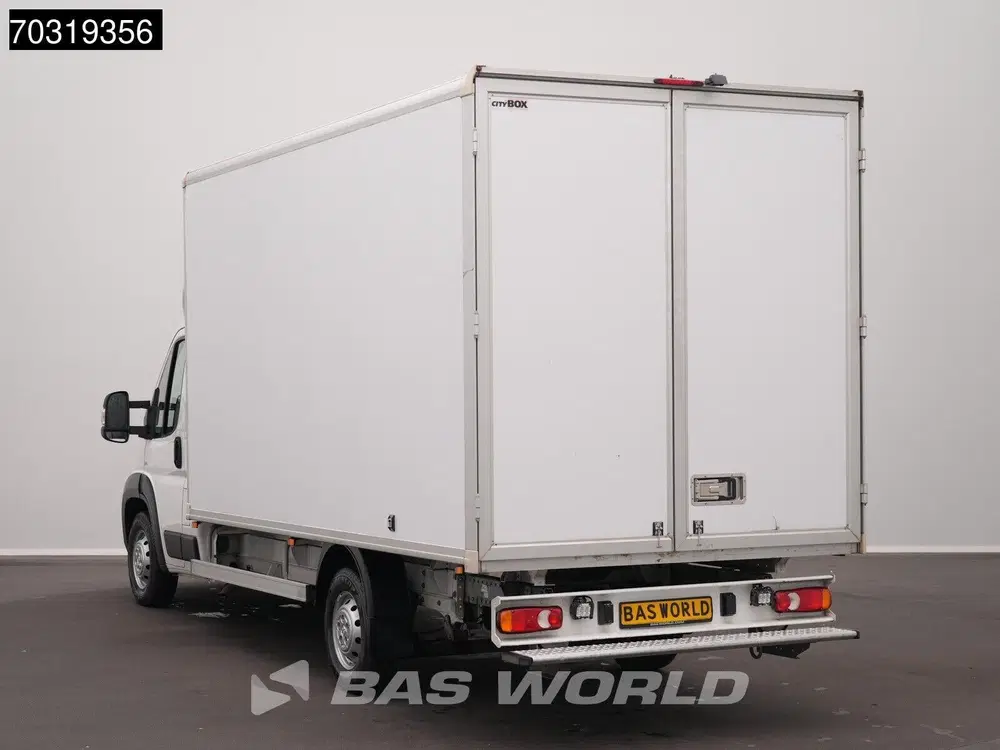 Peugeot Boxer Bakwagen Achterdeuren 140PK Navigatie Ca uit 2021, foto 7