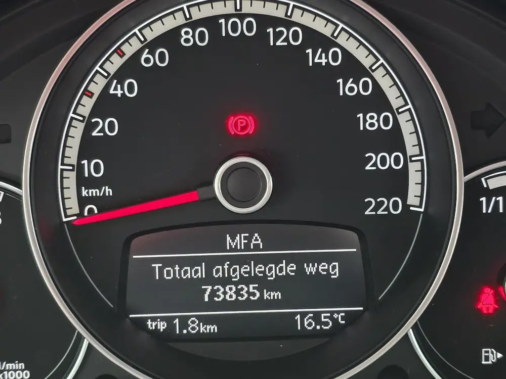 Volkswagen Up 1.0 | Climate Control | Achteruitrijcamera | B uit 2021, foto 12