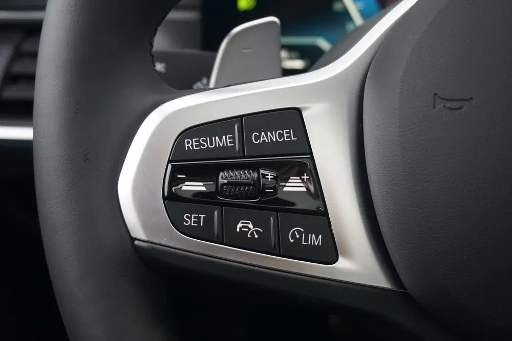 BMW 3-serie Touring 320e uit 2024, foto 11