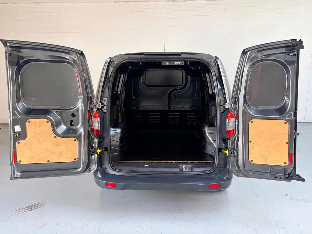 Ford Transit Courier Benzine 1.0 100pk EcoBoost S&S uit 2019, foto 3