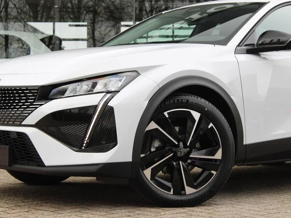 Peugeot 408 1.2 Hybrid 145 e-DCS6 Allure VOORRAAD KORT uit 2026, foto 11
