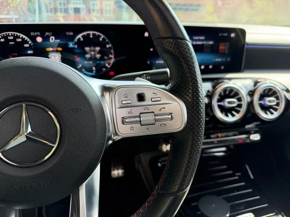 Mercedes-Benz CLA AMG 35 4MATIC Premiu uit 2020, foto 12