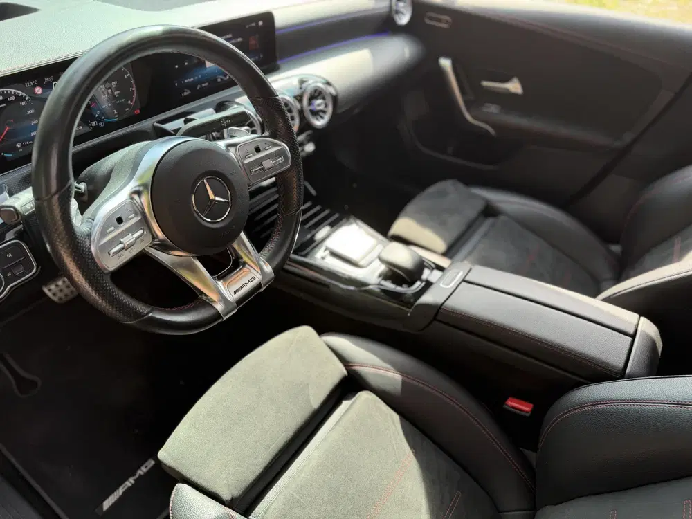 Mercedes-Benz CLA AMG 35 4MATIC Premiu uit 2020, foto 8