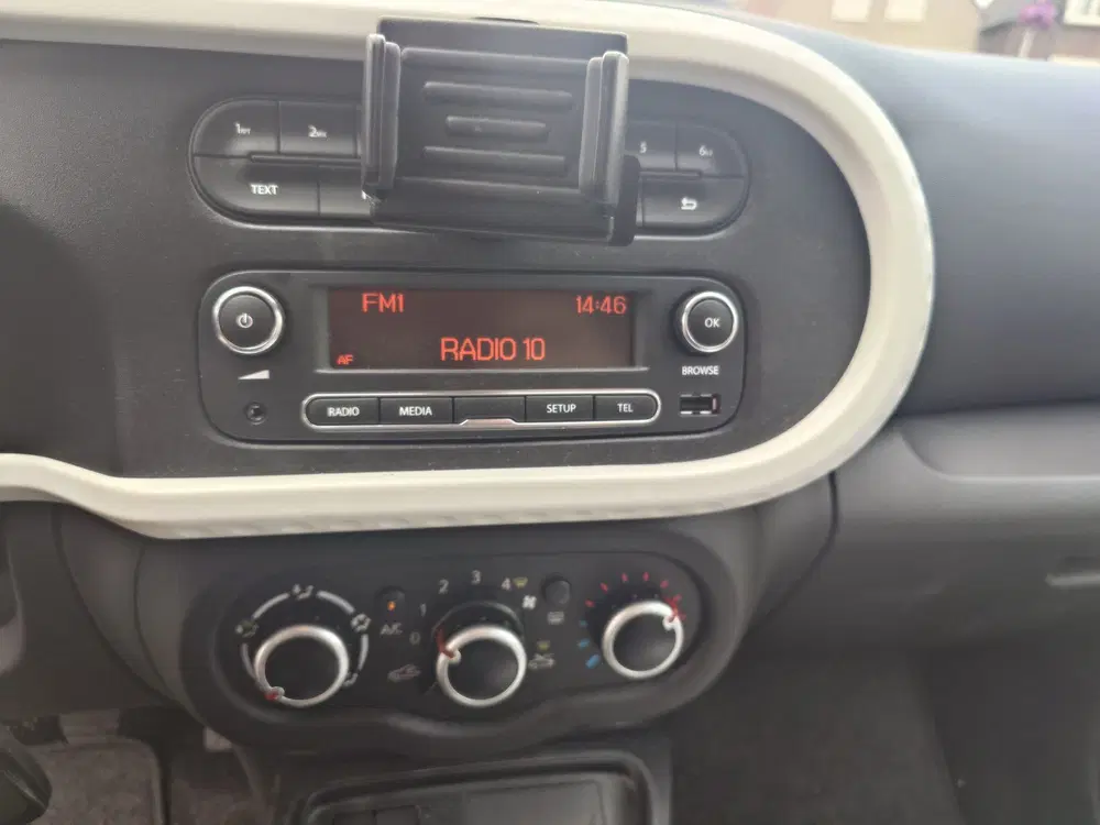 Renault Twingo 1.0 SCe Collection uit 2019, foto 17