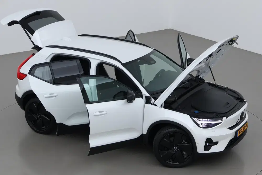 Volvo EX40 Extended Range Plus Black Edition 82 kWh uit 2026, foto 6