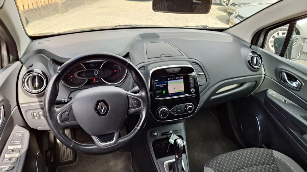 Renault Captur 1.3 TCe Intens Automaat uit 2019, foto 9