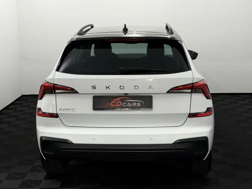 Skoda Kamiq 1.0 TSI Black Pack Camera uit 2026, foto 5