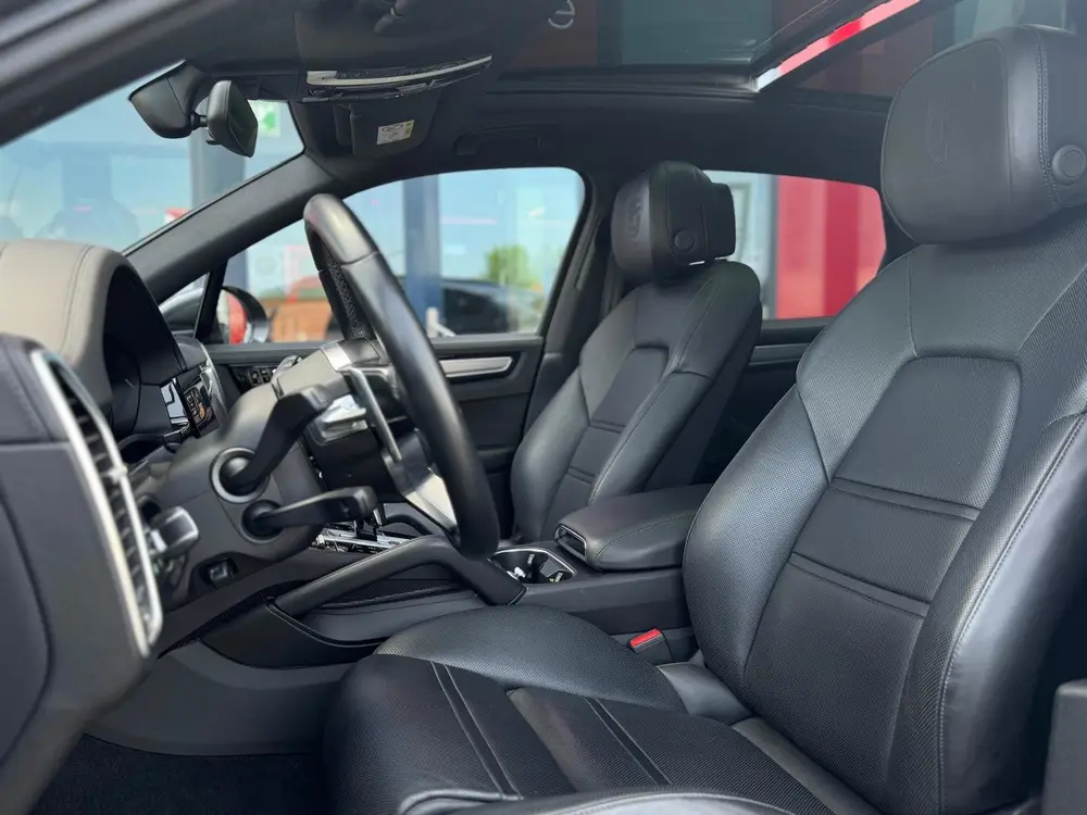 Porsche Cayenne 3.0 E-Hybrid uit 2020, foto 11