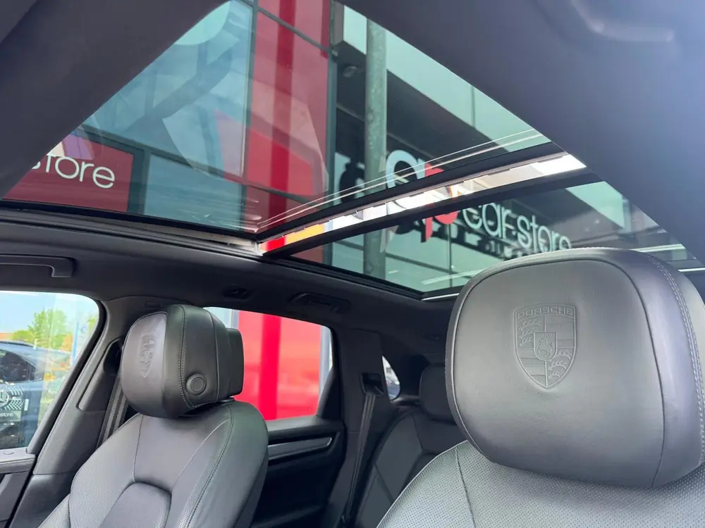 Porsche Cayenne 3.0 E-Hybrid uit 2020, foto 12
