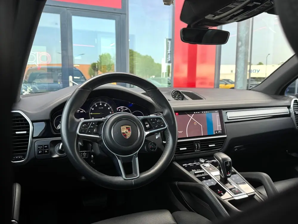 Porsche Cayenne 3.0 E-Hybrid uit 2020, foto 15