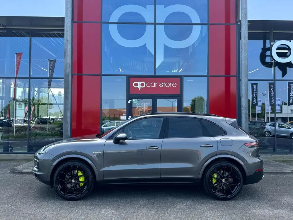 Porsche Cayenne 3.0 E-Hybrid uit 2020, foto 7