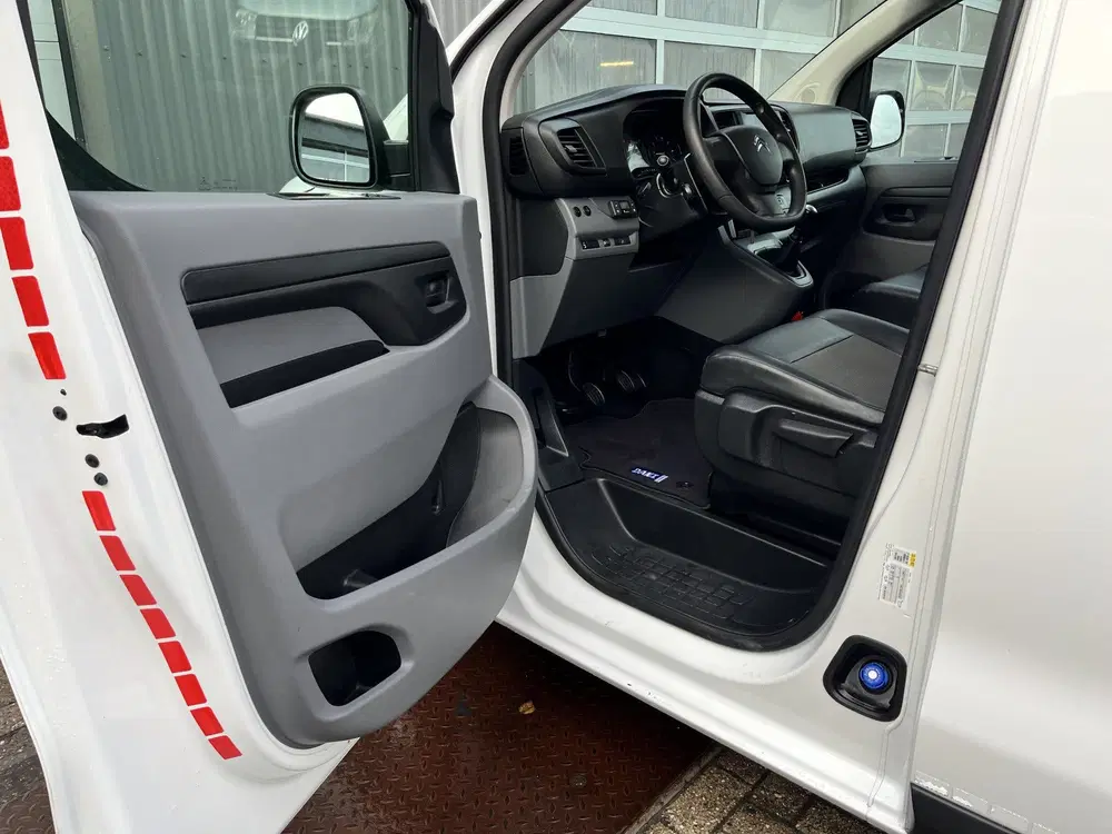 Citroën Jumpy 1.6 HDI Airco Cruise control Trekhaak 2000 uit 2019, foto 5