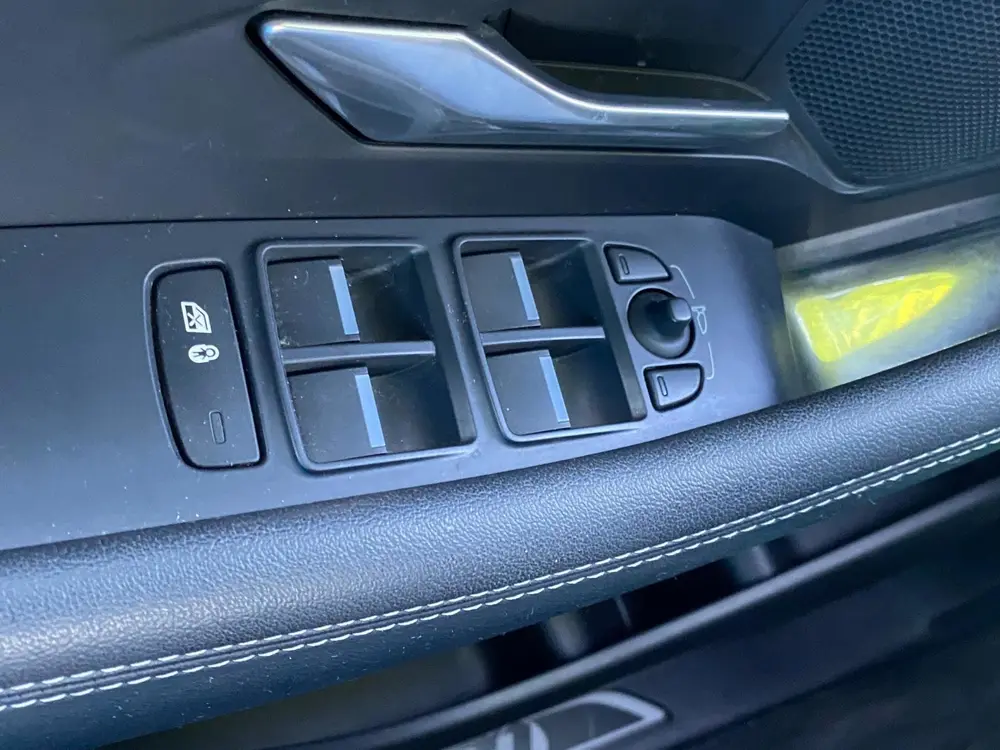 Jaguar E-Pace 2.0 D180 AWD HSE 1 Eig. b.j. 12-2019 R-Dynamic uit 2019, foto 14