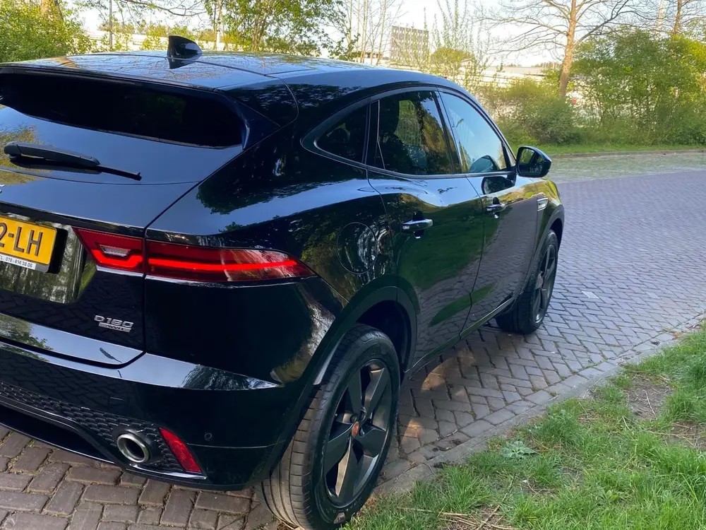 Jaguar E-Pace 2.0 D180 AWD HSE 1 Eig. b.j. 12-2019 R-Dynamic uit 2019, foto 3