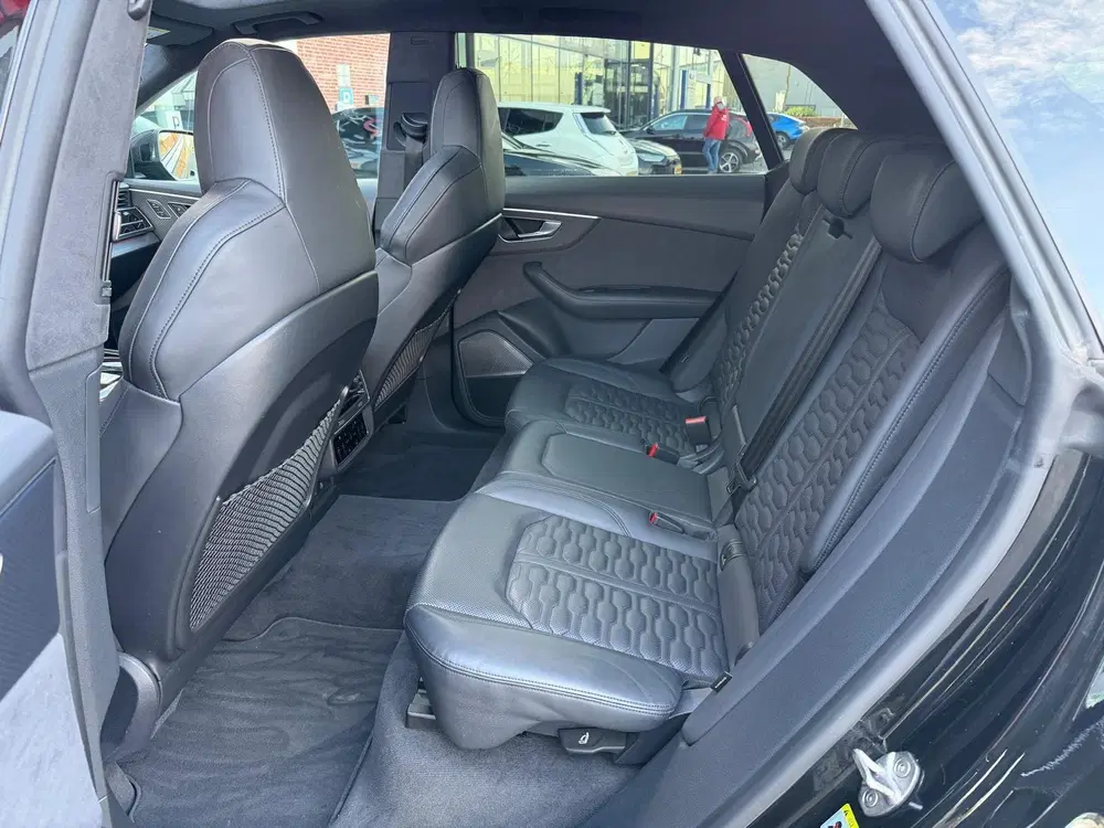 Audi RS Q8 4.0 TFSI RS Q8 quattro uit 2024, foto 15