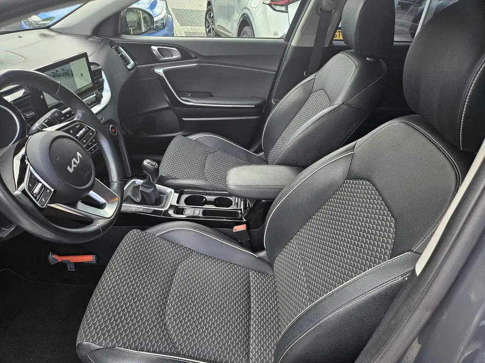 Kia XCeed 1.5 T-GDI MHEV DynamicLine Trekhaak uit 2022, foto 9